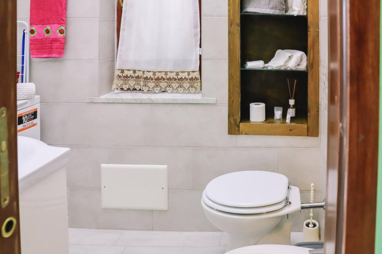 Holiday-Caroline Apartment ポンペイ エクステリア 写真